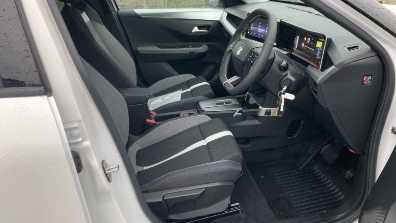 Vauxhall Frontera 83kW GS 44kWh 5dr Auto Electric Estate